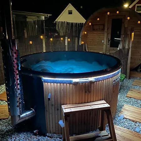 Dom wakacyjny Schorfheide - Mit Sauna Und Hot Tub Whirlpool! Energiekosten Flat