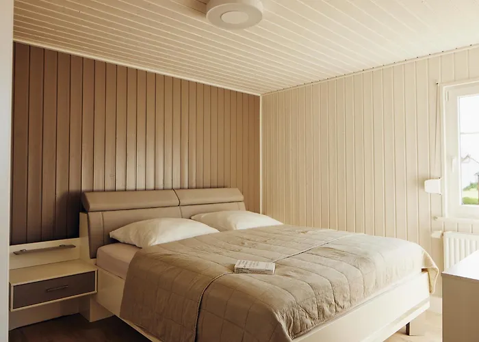 Schorfheide - Mit Sauna Und Hot Tub Whirlpool! Energiekosten Flat Ferienhaus